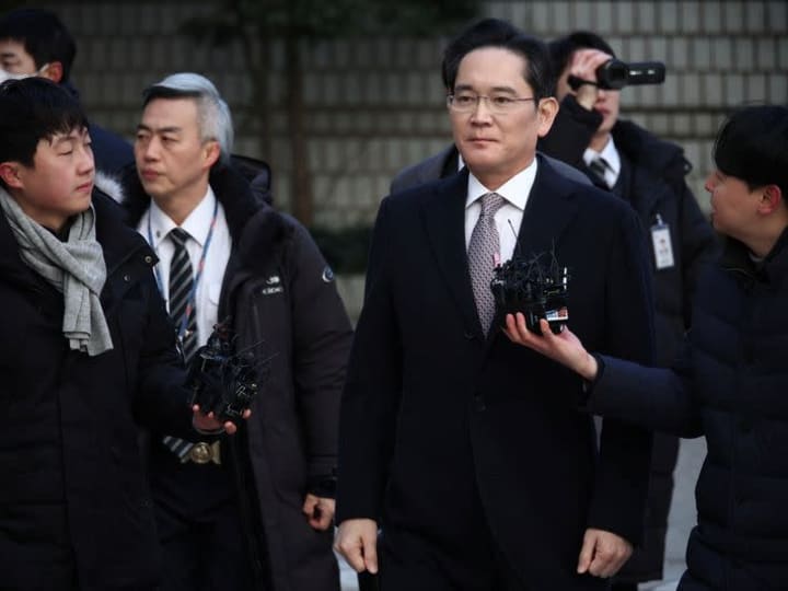 Tantangan hukum yang dihadapi oleh kepala Samsung, Jay Y Lee.