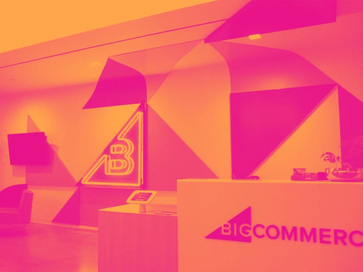 Rangkuman Q3: BigCommerce (NASDAQ:BIGC) Vs Saham Perangkat Lunak E-commerce Lainnya