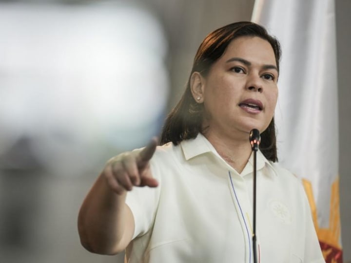 Pemecatan Duterte Memperdalam Perseteruan Marcos Sebelum Pemilu Filipina