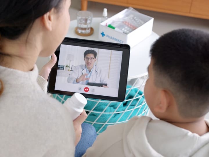 Saham ClouDr naik setelah integrasi DeepSeek dengan platform AI medis.
