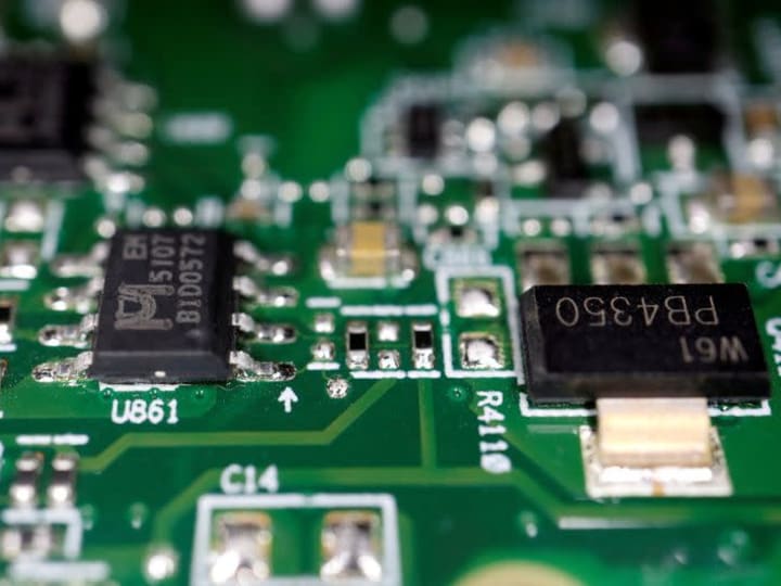 Thailand melobi untuk investasi chip saat perang dagang Trump dengan China dimulai.