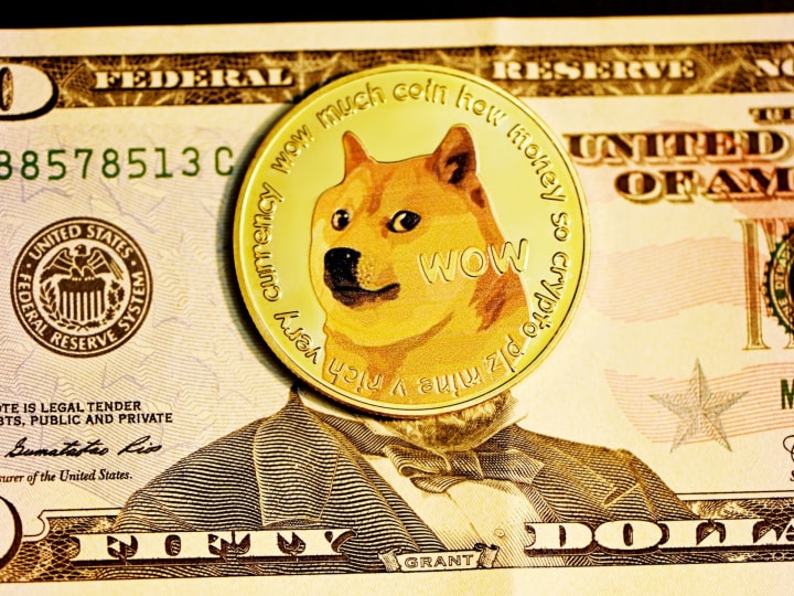 ADA Cardano dan DOGE Turun 4% saat Trader Bitcoin Menunggu Laporan Penggajian