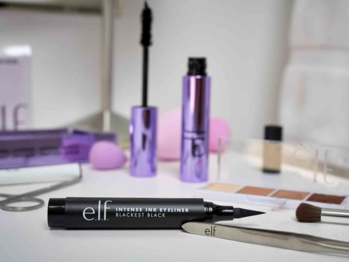 Stok E.l.f. Beauty Anjlok Setelah Peritel Kosmetik Menurunkan Proyeksi Karena Penjualan Januari yang Lemah