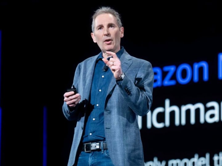 Saham Amazon Turun pada Hari Jumat di Tengah Kekhawatiran tentang Pengeluaran AI dan Proyeksi yang Lemah