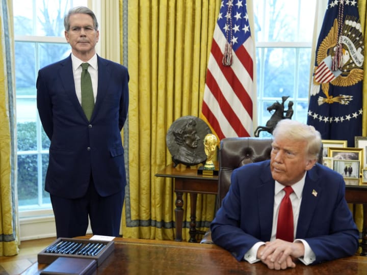 Pertarungan Tim Trump untuk meyakinkan Wall Street bahwa DOGE milik Musk baik untuk pasar.