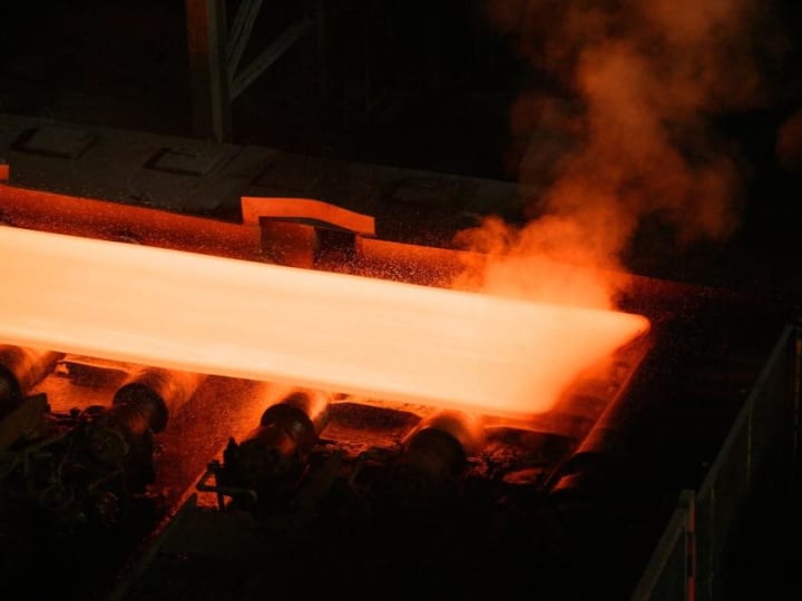 Ishiba Menggema Pernyataan Trump Bahwa Nippon Steel Akan Berinvestasi di Steel AS