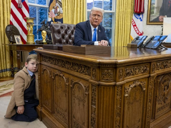 Trump menanggapi laporan inflasi yang tinggi sebagai 'inflasi Biden' setelah seruan lain untuk menurunkan suku bunga.