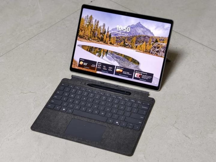 Microsoft Surface Pro 11 Elegan, Efisien, dan Mahal