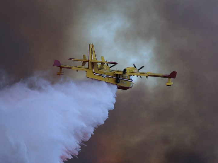Mengapa Membuang Air Laut ke Api Bukanlah Solusi untuk Masalah Kebakaran Hutan di California