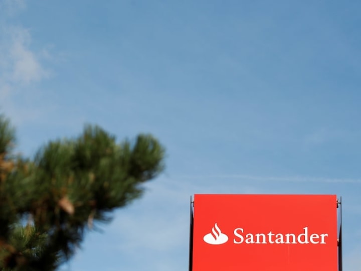 Santander mengatakan bahwa bisnis di Inggris tidak untuk dijual.