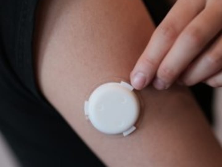 Level Zero Health mengumpulkan dana sebesar Rp 113.47 miliar ($6,9 juta)  untuk membuktikan bahwa teknologi medis yang dapat dikenakan dapat mengurangi beban dalam pengujian hormon.