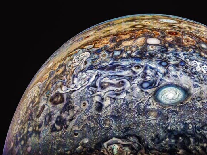 Dalam Foto: Lihat Gambar Baru Menakjubkan Jupiter dari NASA Juno