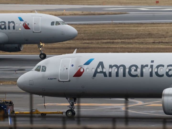 American Airlines meminta Mahkamah Agung AS untuk membatalkan putusan yang melarang aliansi JetBlue.