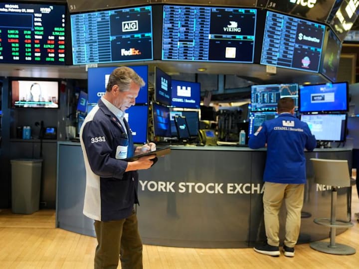 Saham Asia turun setelah Wall Street mundur karena kekhawatiran dampak tarif Trump terhadap ekonomi AS.