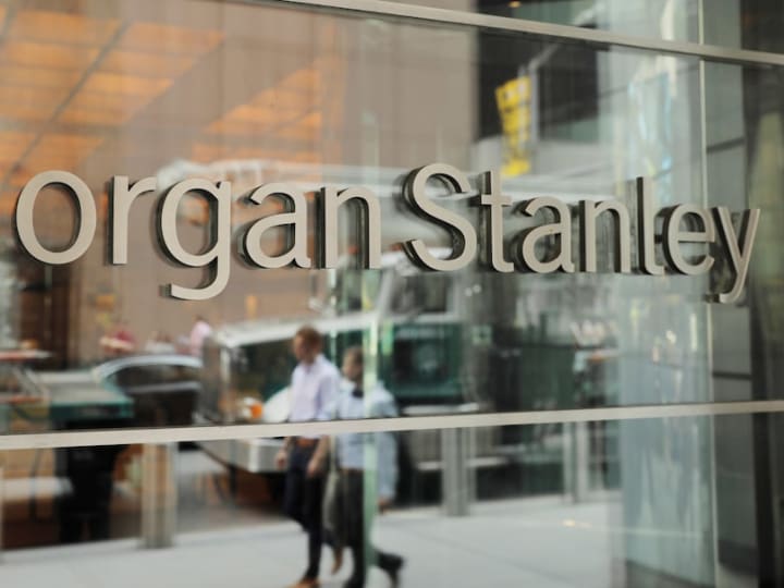 Firma penasihat M&A teknologi AXOM merekrut Black dari Morgan Stanley untuk perjanjian perangkat lunak.