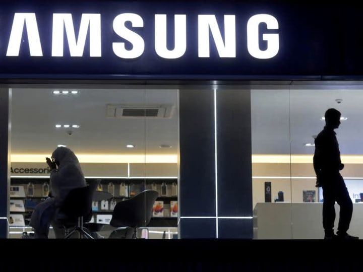 Eksklusif-India mengenakan tuntutan pajak sebesar Rp 9.88 triliun ($601 juta)  kepada Samsung untuk impor telekomunikasi.