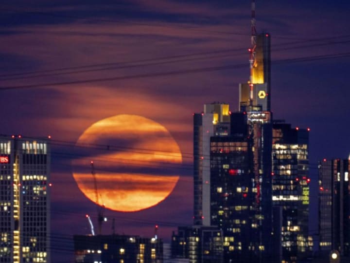 Pedang Bermata Dua Kebijakan Gila Trump & Kebangkitan 'Europhoria'