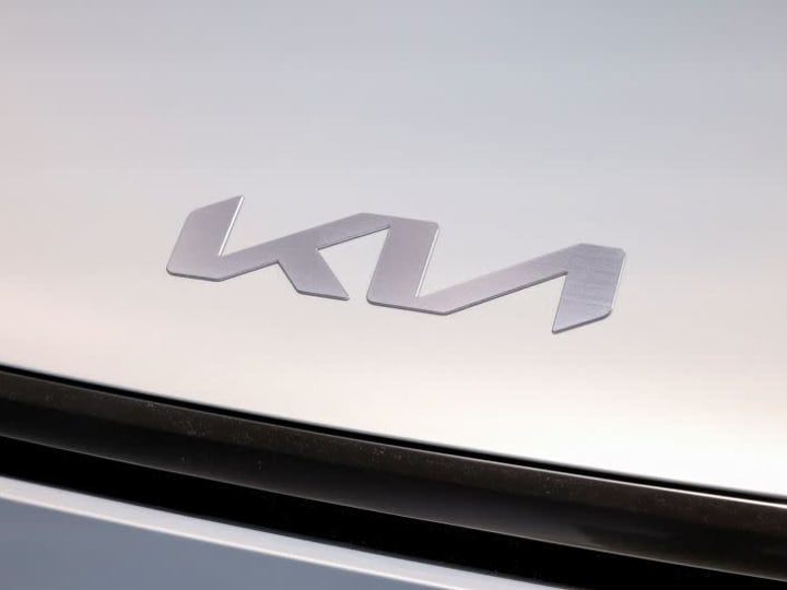 Kia akan memproduksi mobil hibrida di pabrik Hyundai di Georgia mulai tahun depan.