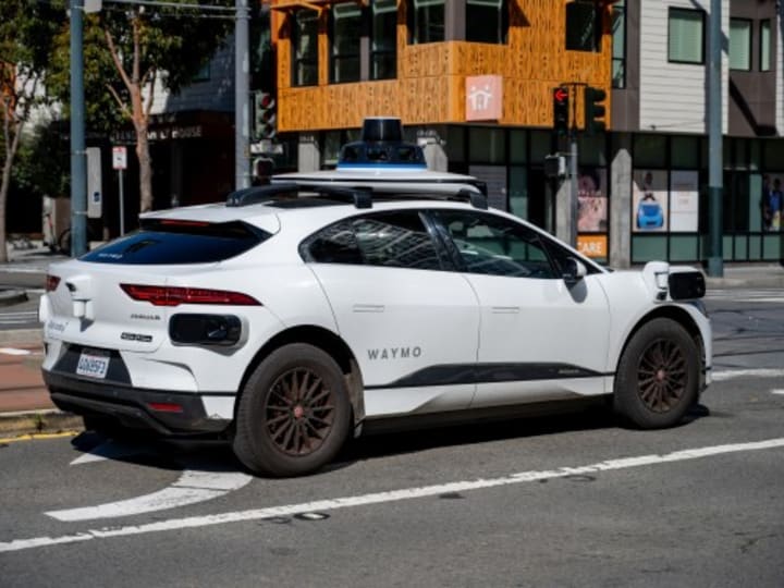 Waymo Akan Gunakan Data Penumpang untuk Latih AI Generatif, Penumpang Bisa Pilih Keluar