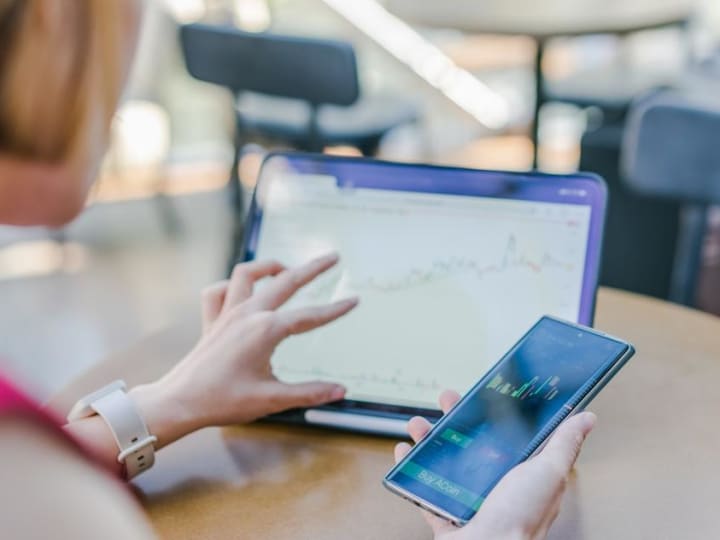 Perubahan Aturan Akuntansi Dorong Tesla dan Perusahaan Lain Investasi Bitcoin Lebih Besar