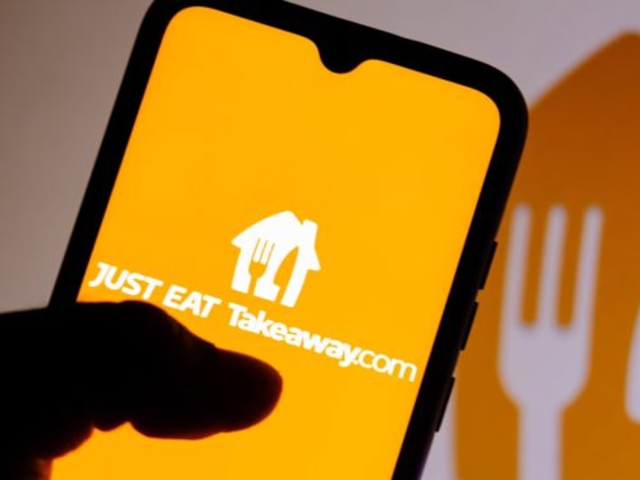 Just Eat Takeaway menjual Grubhub kepada Wonder seharga Rp 10.69 triliun ($650 juta) .