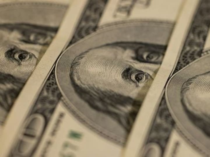 Rally Harga Bitcoin Terhenti di Resistance Rp 1.48 miliar ($90K)  Sementara Trader FX Mendukung Kenaikan Dolar