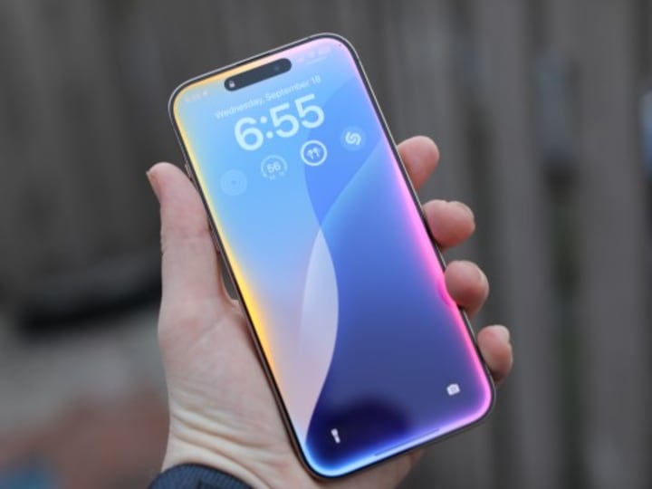 Apple Pilih ChatGPT untuk Siri Meski John Giannandrea Favoritkan Gemini