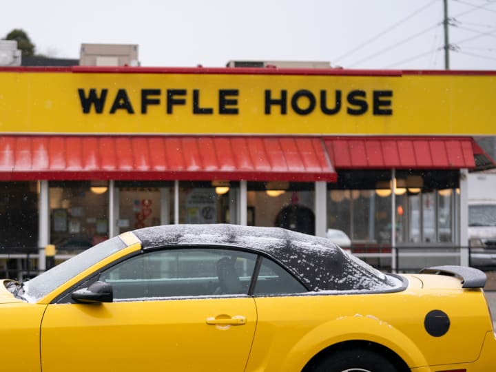 BP Pulse Pasang Charger Cepat di Waffle House untuk Pengemudi Mobil Listrik