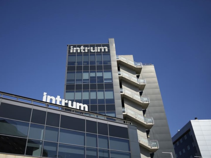 Intrum Swedia Mengajukan Kebangkrutan di AS untuk Menyelesaikan Restrukturisasi