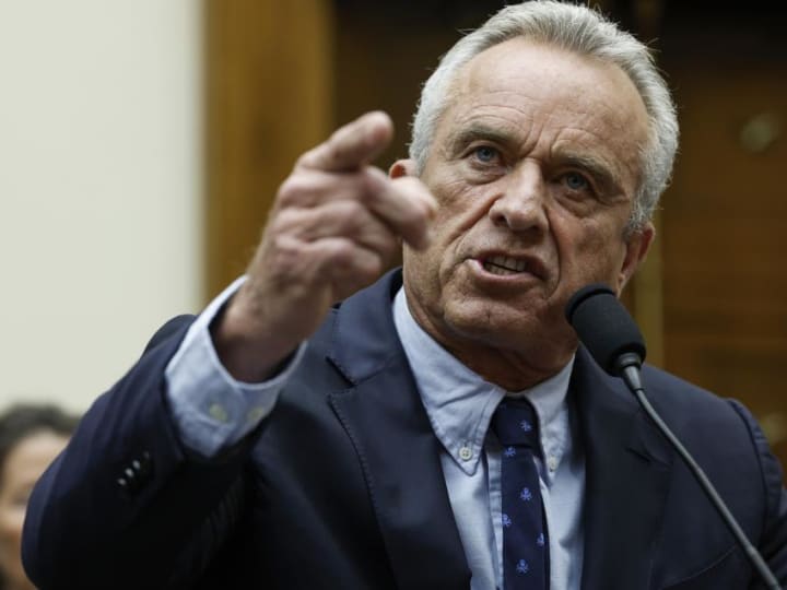 Saat Saham Pembuat Obat Turun, Tekanan Meningkat Pada PhRMA Untuk Menggagalkan RFK, Jr.