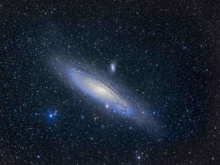 Mengapa Galaksi Andromeda Berusia 100 Tahun Hari Ini — Dan Cara Melihatnya
