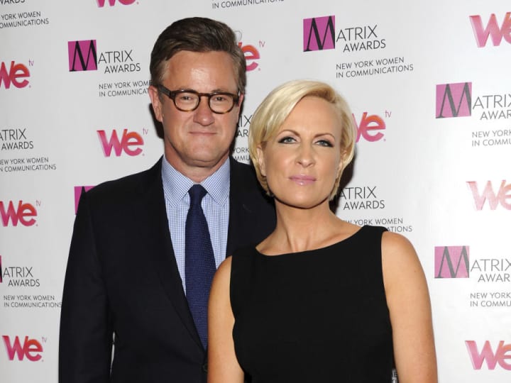 Di persimpangan berita dan opini, para pembawa acara 'Morning Joe' bergulat dengan dampak pertemuan Trump.