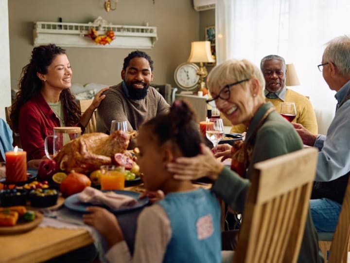 Tip Pro Liburan: Andalkan AI ChatGPT di Meja Thanksgiving Anda untuk Meredakan Argumen yang Memecah Belah dan Mencapai Perayaan yang Damai.