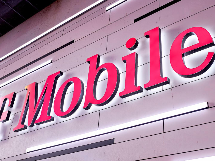 T-Mobile mengatakan bahwa mereka telah menghentikan peretas dari membobol sistem.