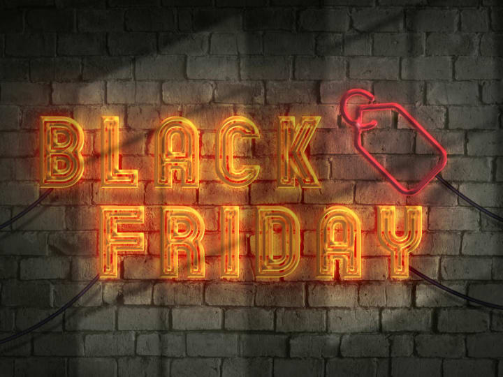Black Friday? Coba Black November, kata veteran ritel Mickey Drexler.