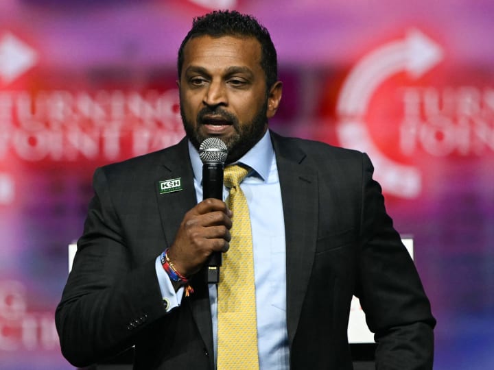 Laporan: Kash Patel, pilihan Trump untuk memimpin FBI, menjadi sasaran peretasan Iran.
