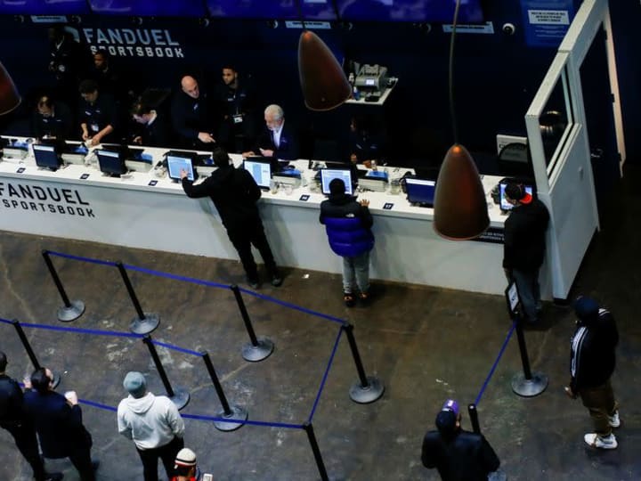 Dua senator AS meminta penyelidikan antimonopoli terhadap DraftKings dan FanDuel.
