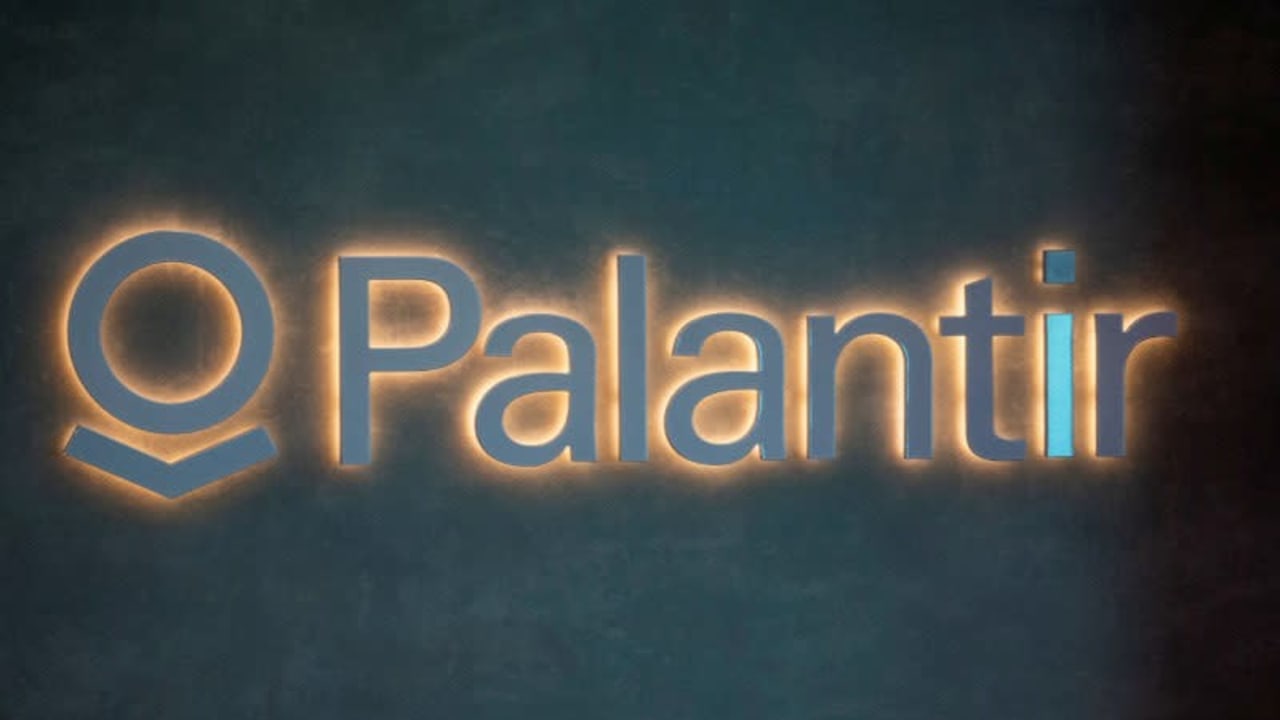 Direxion meluncurkan ETF terleveraj baru yang terkait dengan Palantir dan Berkshire Hathaway.