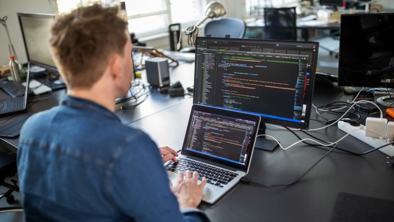 Manfaat Operasional dari Patching Virtual