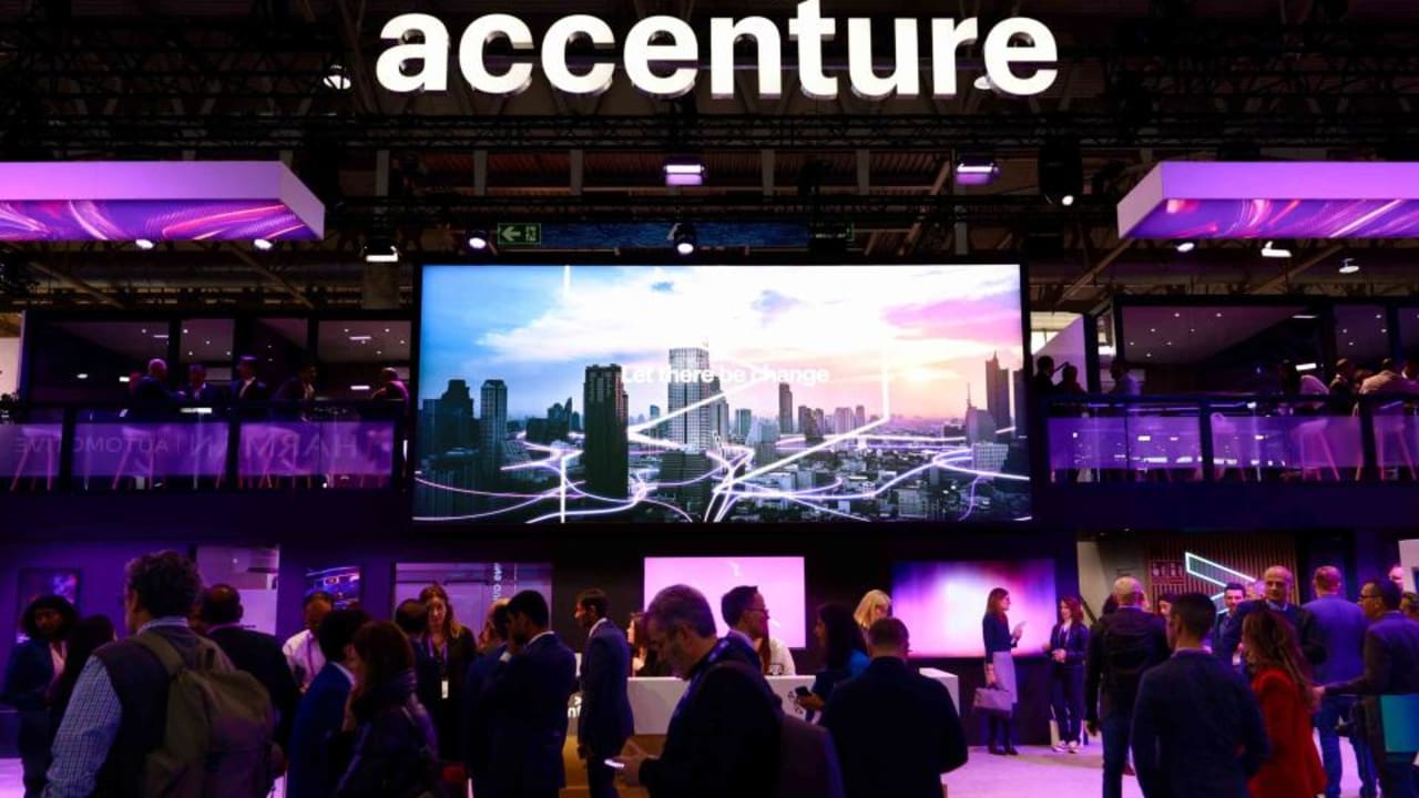 Saham Accenture Melonjak Setelah Laba Melebihi Perkiraan dan Pemesanan AI Meningkat