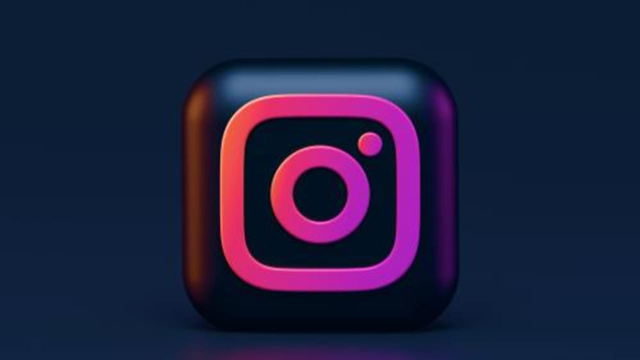 Instagram menggoda alat AI untuk mengedit penampilan, latar belakang dalam video menggunakan perintah.
