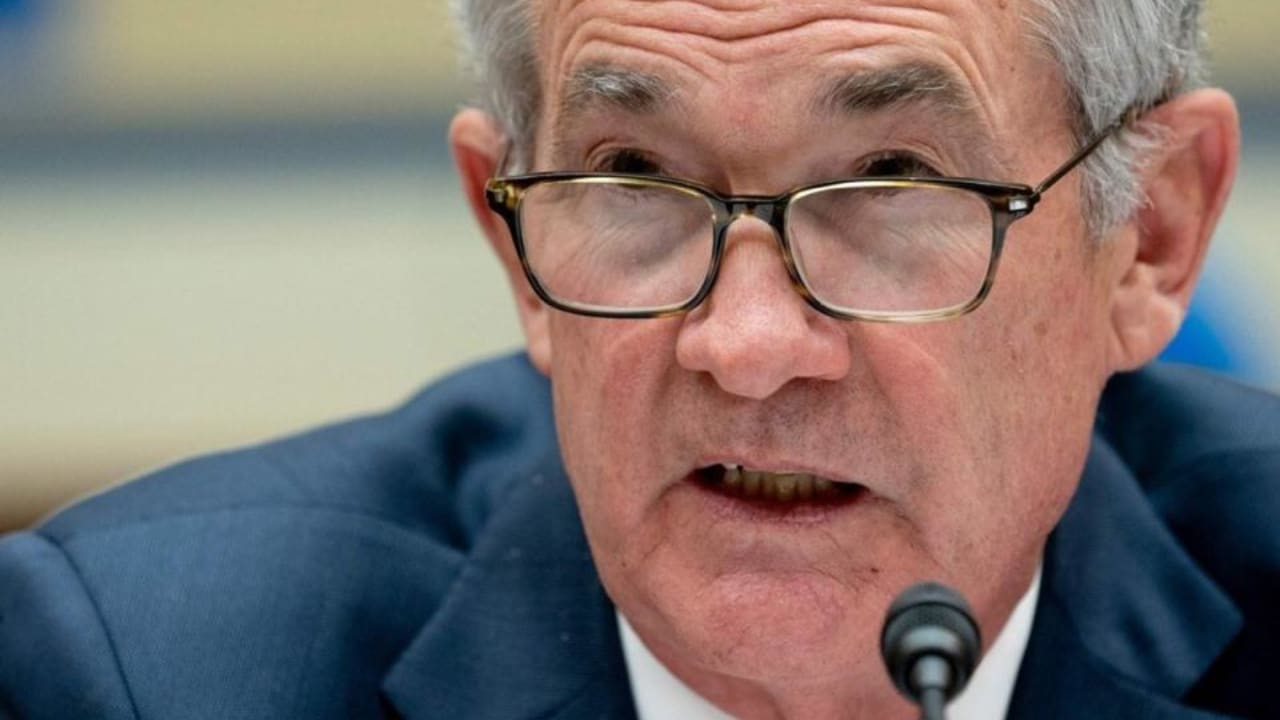 Bitcoin turun di bawah Rp 1.64 miliar ($100,000) , Powell dari Federal Reserve menolak cadangan bitcoin.