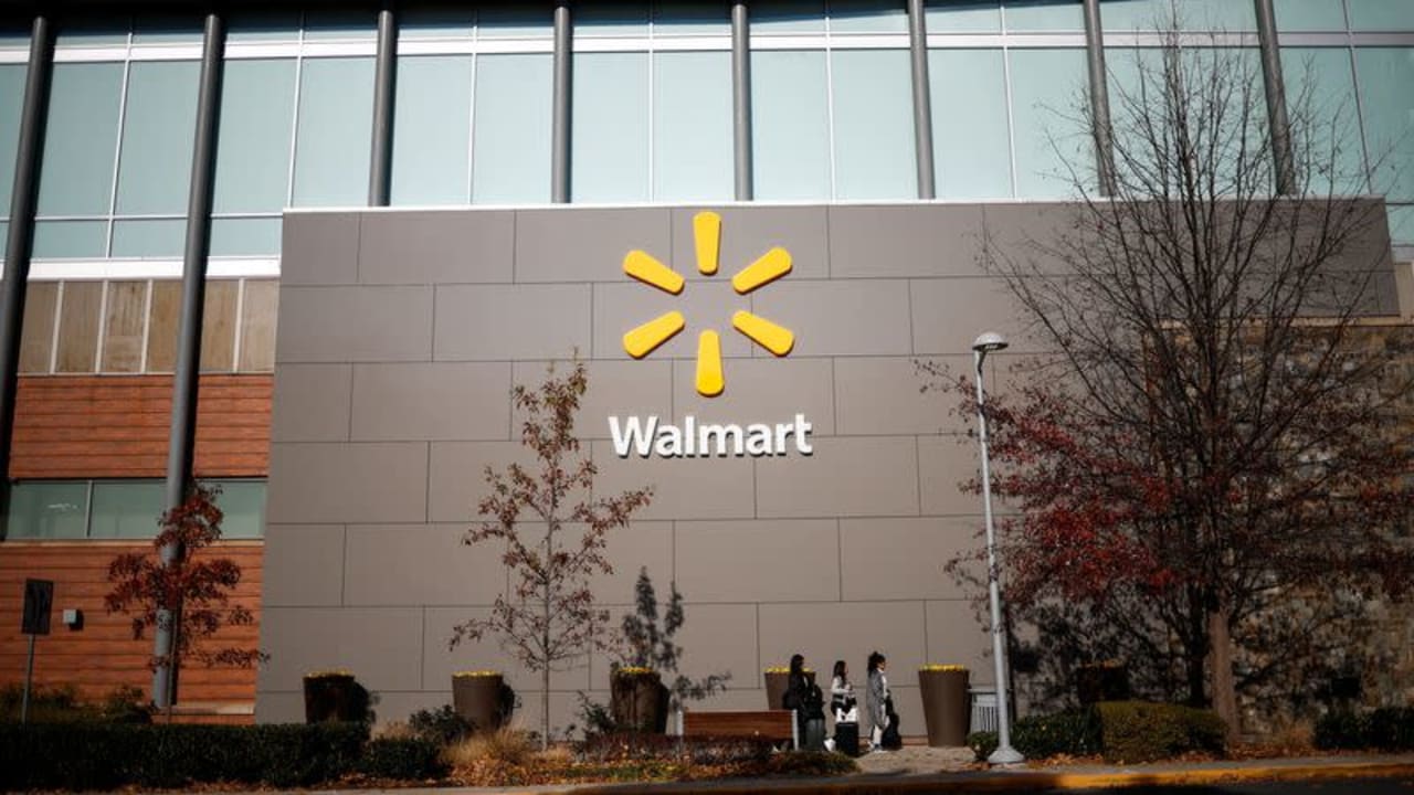 Pemerintah AS menggugat Walmart dan Branch Messenger terkait 'biaya sampah' pengemudi pengiriman.