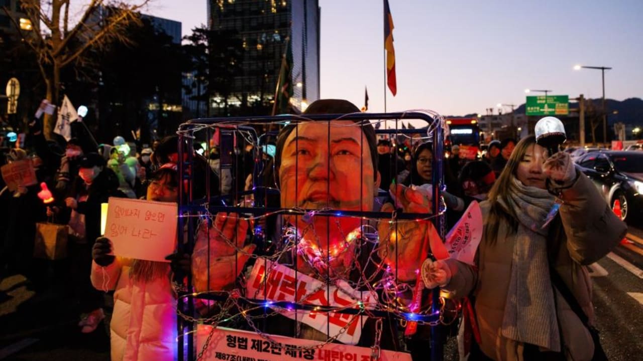 Choi Korea Selatan Menolak Permintaan Para Pembantunya untuk Mengundurkan Diri Secara Bersama-sama