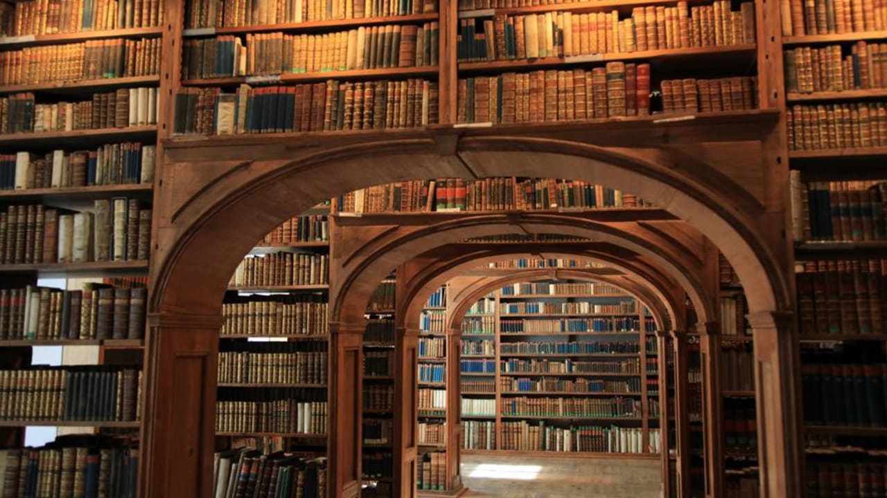 10 Buku Teknologi yang Wajib Dibaca di Tahun 2024