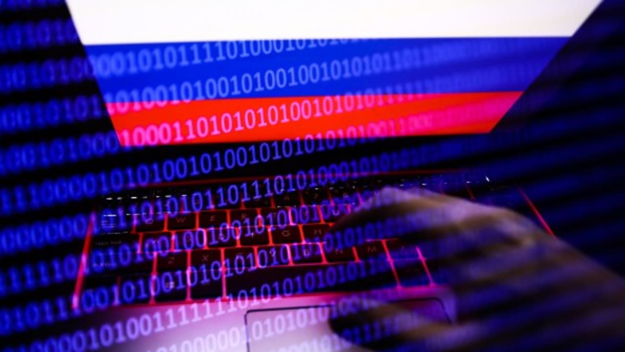Hacker Ukraina mengklaim bertanggung jawab atas peretasan ISP Rusia yang menghapus server dan menyebabkan pemadaman internet.
