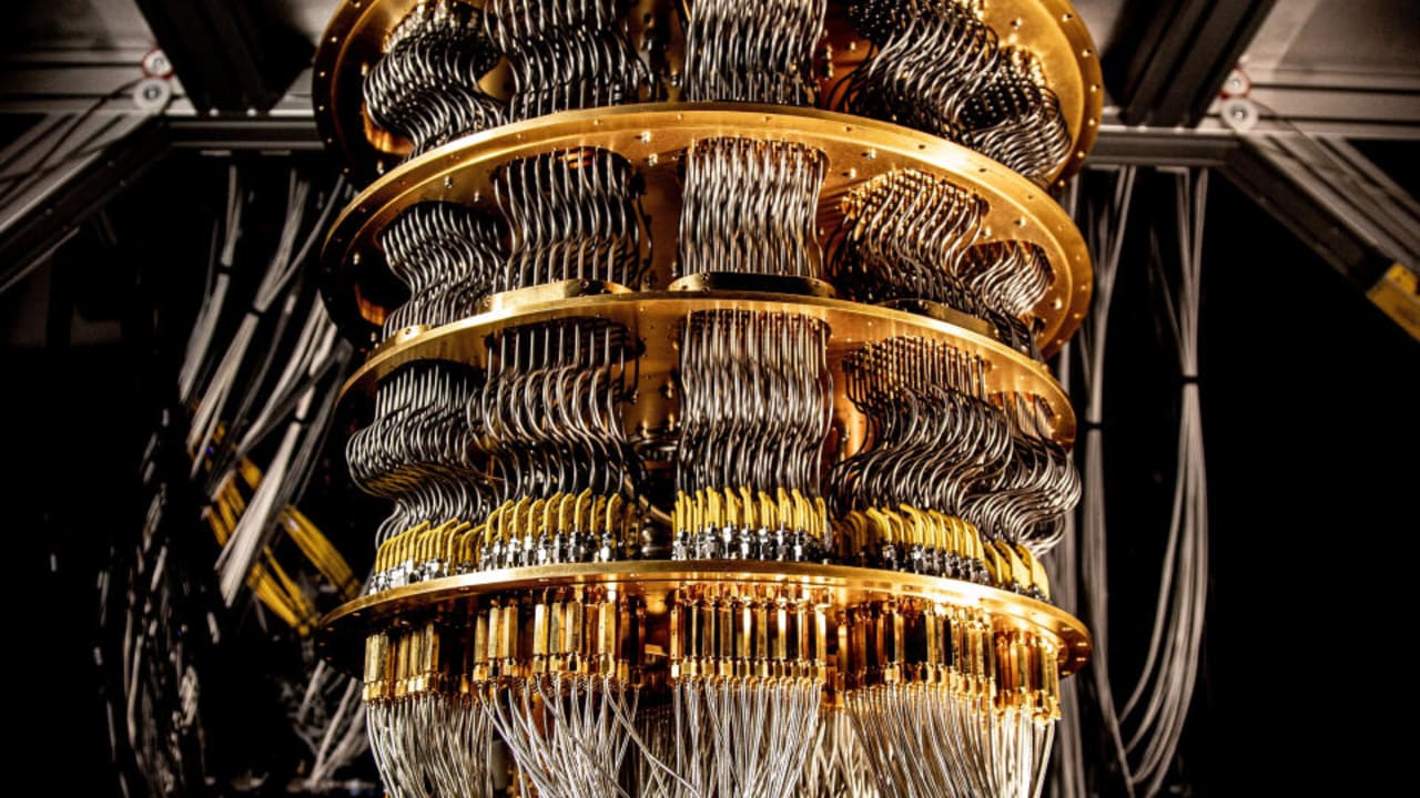 Saham Rigetti dan IonQ merosot setelah CEO Nvidia mengatakan bahwa komputasi kuantum yang 'berguna' masih beberapa dekade lagi.