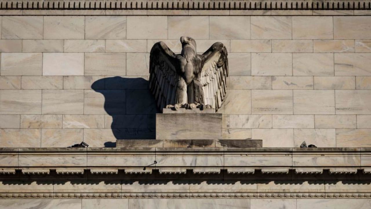 Tahun Baru, Fed Baru: Apa Arti Rotasi FOMC untuk Suku Bunga
