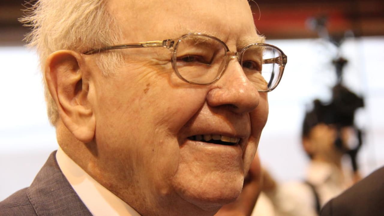 2 Saham Warren Buffett yang Harus Dibeli Secara Berlimpah dan 1 yang Harus Dihindari