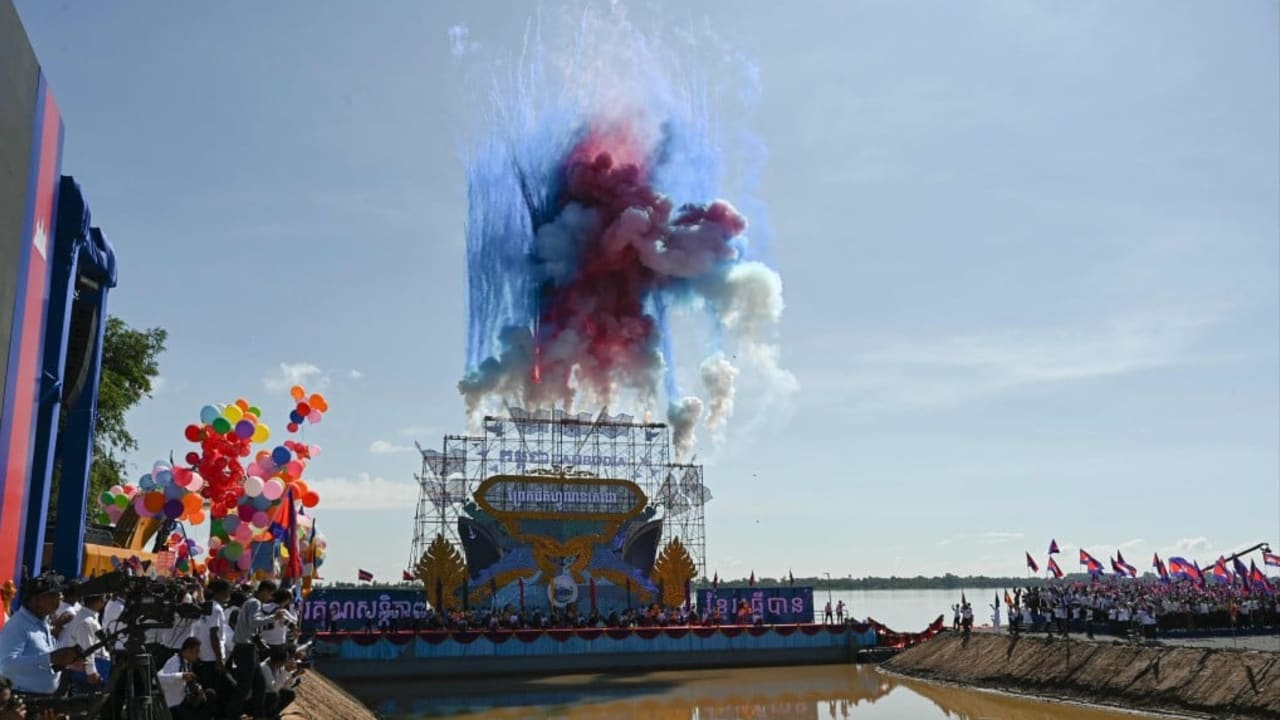 Kanal yang didukung China di Kamboja di Sungai Mekong diperkirakan akan membahayakan 'ekosistem yang rapuh'.